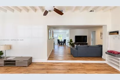 1705 SW 13th Ct, Fort Lauderdale, FL 33312 - Photo 11
