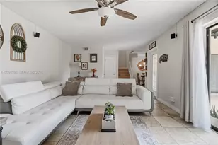2160 White Pine Cir, Greenacres, FL 33415 - Photo 5