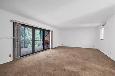 430 Commodore Dr #304, Plantation, FL 33325 - Photo 17
