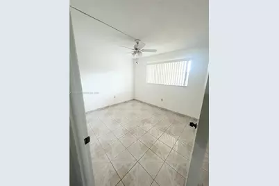 8345 Sunrise Lakes Blvd #210, Sunrise, FL 33322 - Photo 11
