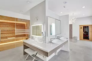 4775 Collins Ave, Miami Beach, FL 33140 - Photo 21