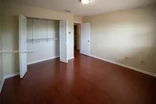 8818 SW 113th Pl Cir E, Miami, FL 33176 - Photo 5