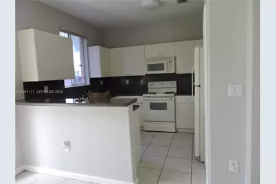 1408 SE 26th Ct #312, Homestead, FL 33035 - Photo 11