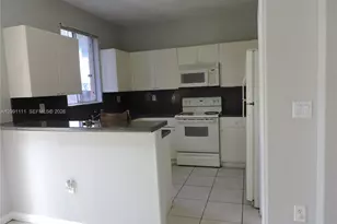 1408 SE 26th Ct, Homestead, FL 33035 - Photo 11