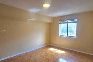 9300 Fontainebleau Blvd, Miami, FL 33172 - Photo 7