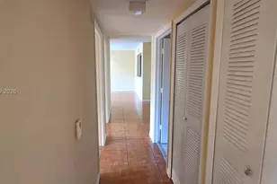 9300 Fontainebleau Blvd, Miami, FL 33172 - Photo 5