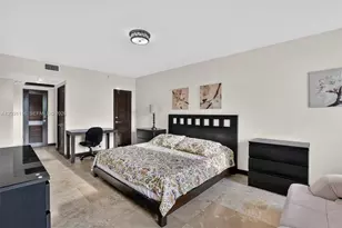 5601 Collins Ave, Miami Beach, FL 33140 - Photo 23