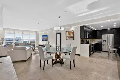 5601 Collins Ave #1716, Miami Beach, FL 33140 - Photo 3