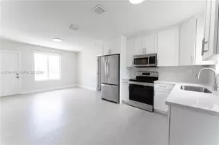 10825 SW 221st St, Miami, FL 33170 - Photo 3