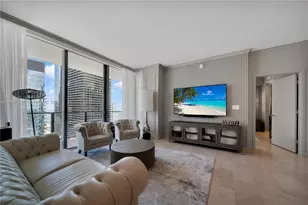 88 SW 7th St, Miami, FL 33130 - Photo 5