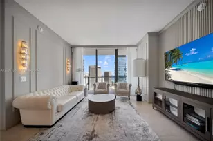 88 SW 7th St, Miami, FL 33130 - Photo 1