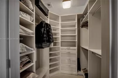 88 SW 7th St #3205, Miami, FL 33130 - Photo 13