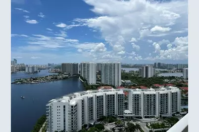 3330 NE 190th St #LPH14, Aventura, FL 33180 - Photo 3