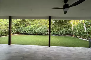 2250 SW 23rd St, Miami, FL 33145 - Photo 29