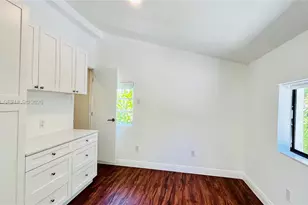 2250 SW 23rd St, Miami, FL 33145 - Photo 19