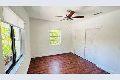 2250 SW 23rd St, Miami, FL 33145 - Photo 15