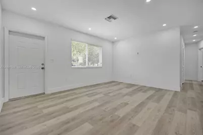 1401 NE 152nd St, North Miami Beach, FL 33162 - Photo 9