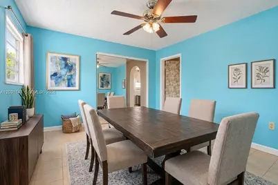 526 NW 44th Ave, Miami, FL 33126 - Photo 23