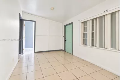 526 NW 44th Ave, Miami, FL 33126 - Photo 5