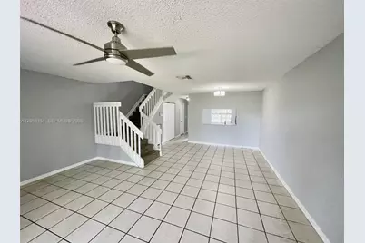 10781 NW 11th St #10781, Pembroke Pines, FL 33026 - Photo 7