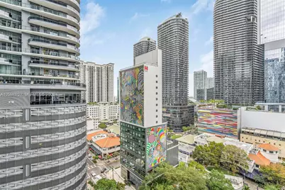 1010 Brickell Ave #1710, Miami, FL 33131 - Photo 15