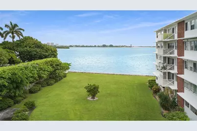 1700 NE 105th St #406, Miami Shores, FL 33138 - Photo 3