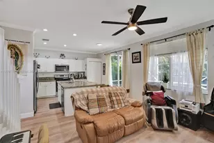 18781 SW 28th Ct, Miramar, FL 33029 - Photo 11