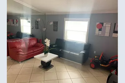 6940 W 25th Ln, Hialeah, FL 33016 - Photo 3