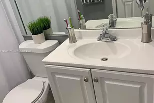 6940 W 25th Ln, Hialeah, FL 33016 - Photo 15