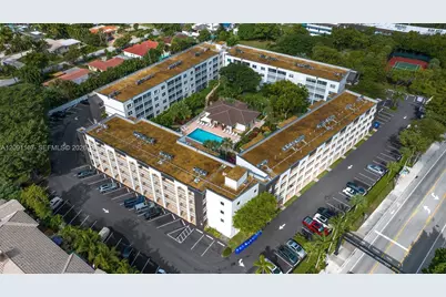 1541 S Ocean Blvd #318, Lauderdale by the Sea, FL 33062 - Photo 3