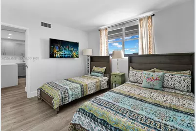 400 SE 10th St #303, Deerfield Beach, FL 33441 - Photo 17