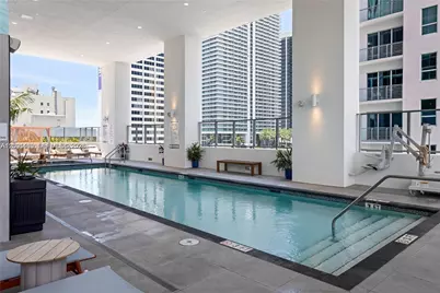 227 NE 2nd St #2806, Miami, FL 33132 - Photo 15