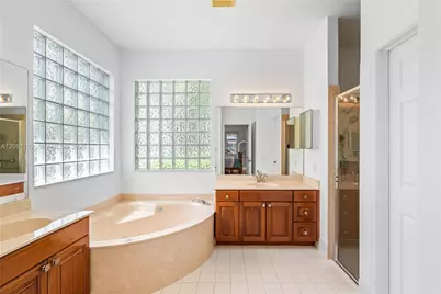 6420 Mallards Way, Coconut Creek, FL 33073 - Photo 35