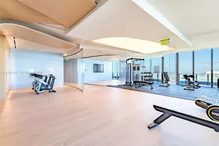 1000 Brickell Plaza, Miami, FL 33131 - Photo 17