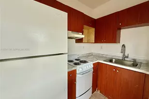 1620 NW 3rd St, Miami, FL 33125 - Photo 3