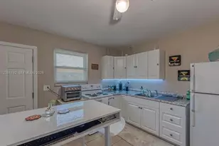 1411 NW 10th St, Dania Beach, FL 33004 - Photo 3