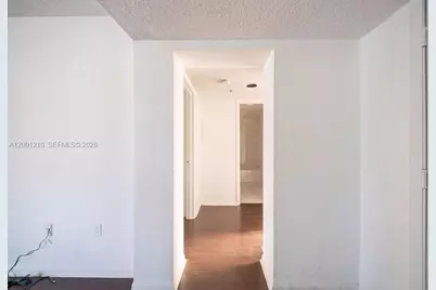 771 N Pine Island Rd #205, Plantation, FL 33324 - Photo 11