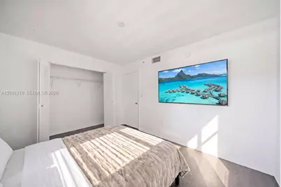 771 N Pine Island Rd #205, Plantation, FL 33324 - Photo 9