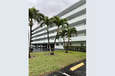 600 NE 14th Ave #224, Hallandale Beach, FL 33009 - Photo 3