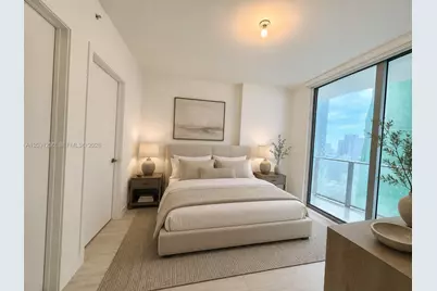 77 SE 5th St #2506, Miami, FL 33131 - Photo 7