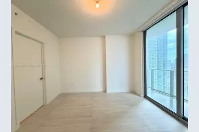 77 SE 5th St #2506, Miami, FL 33131 - Photo 15