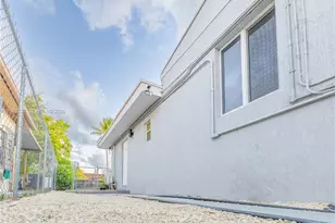 1836 NW 16th Terrace, Miami, FL 33125 - Photo 21