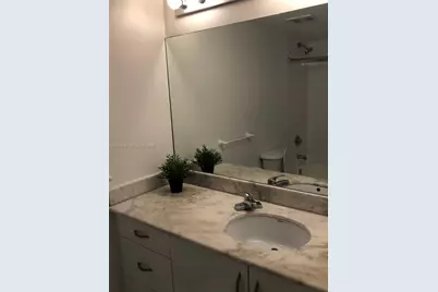 1200 Brickell Bay Dr #2416, Miami, FL 33131 - Photo 11