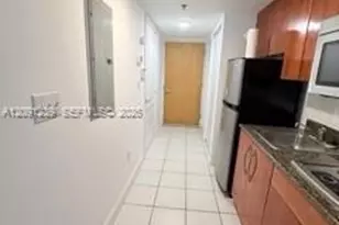 1200 Brickell Bay Dr, Miami, FL 33131 - Photo 3