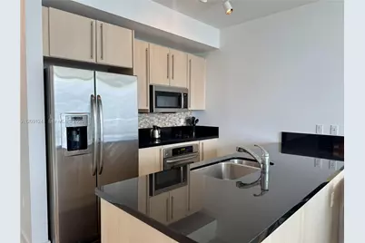 79 SW 12th St #3005, Miami, FL 33130 - Photo 3