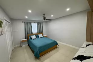 1305 W 53rd St, Hialeah, FL 33012 - Photo 13