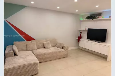 1305 W 53rd St #102, Hialeah, FL 33012 - Photo 11