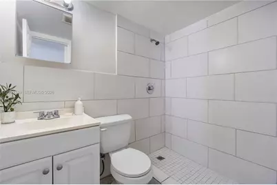 332 SW 3rd St #15, Belle Glade, FL 33430 - Photo 5