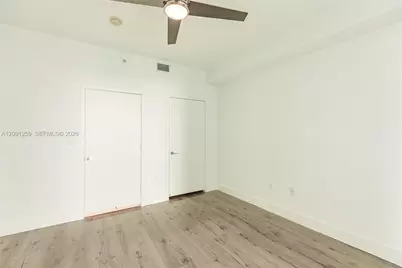 1111 SW 1st Ave #3216, Miami, FL 33130 - Photo 13
