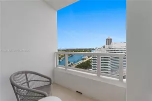 4401 Collins Ave, Miami Beach, FL 33140 - Photo 27